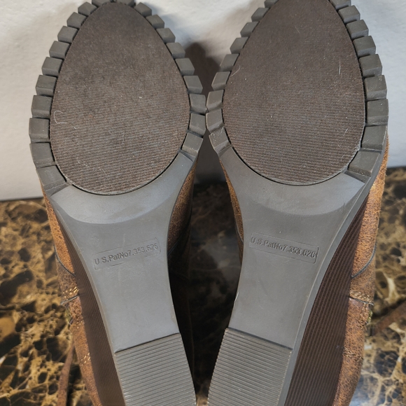 Sugar Brown Wedge Ankle Boots Size 7 Like New - Picture 13 of 14